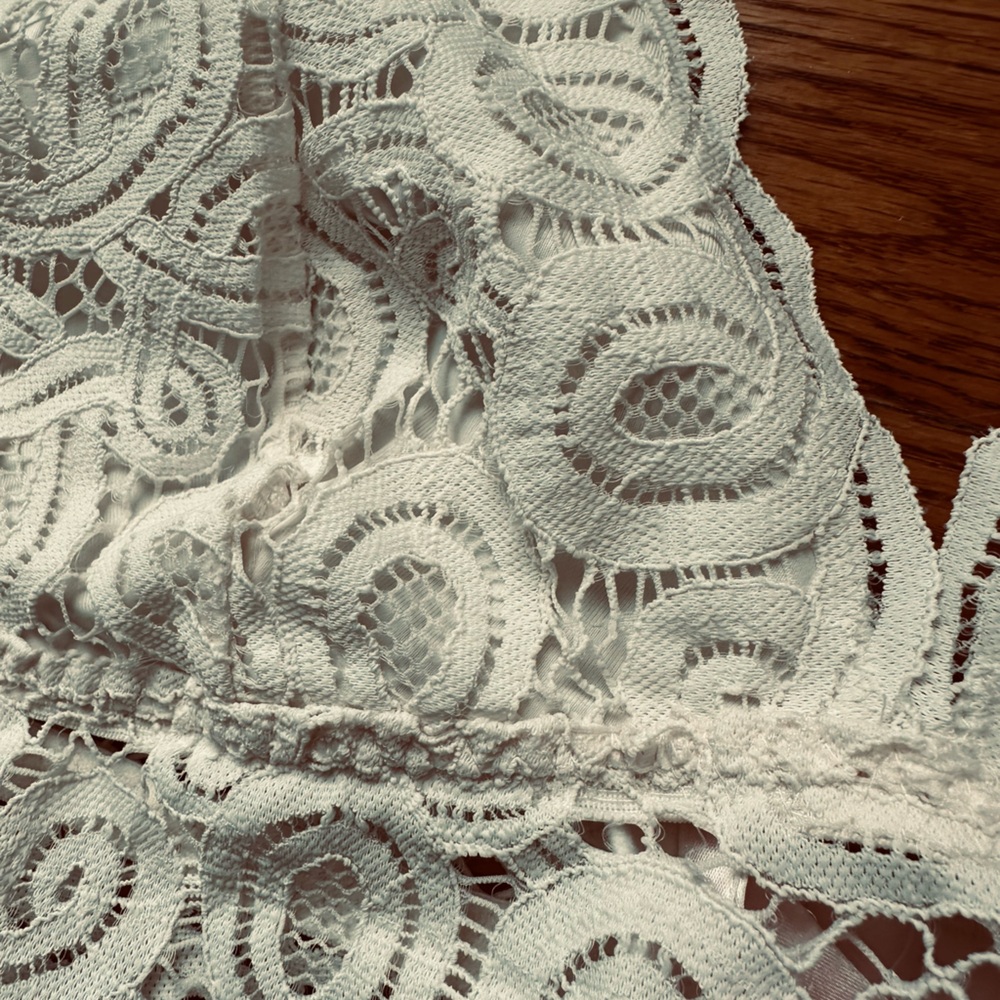Victoria’s  Secret PINK White Lace Halter Bralette Size L EUC - Picture 8 of 11